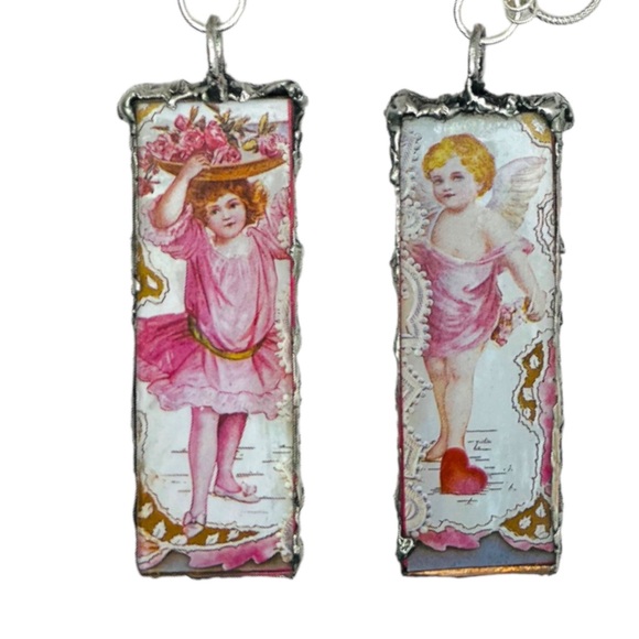 Tiny Glass Valentines Day Glass Pendant Double Sided Cupid Pink Quartz & Pearls - Picture 1 of 15